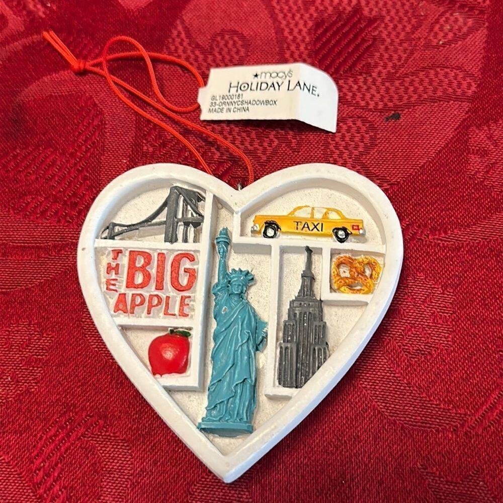 NEW Macy's I Love New York Heart Shadow Ornament